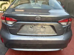 Toyota Corolla LE 2020 Blue