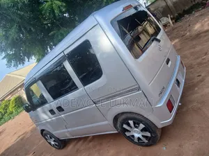 Mazda E2200 2017 Silver