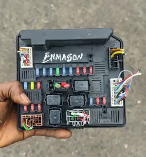 Engine Room Fusebox Nissan Qashqai (2007-2014)