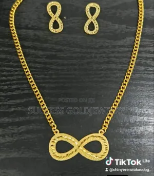 Jewelries and Accessories