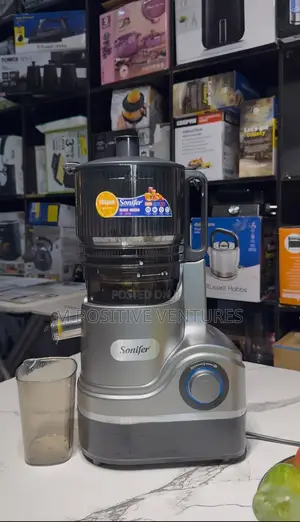Sonifer Slow Juicer.