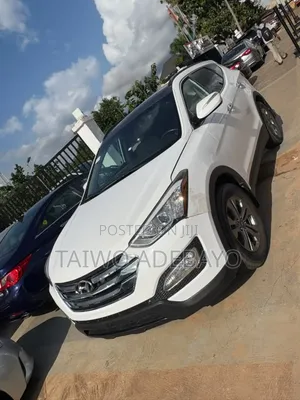 Hyundai Santa Fe SE FWD 2016 White