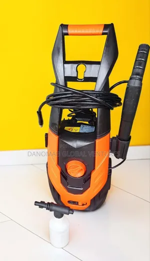 Lt 302 High Pressure Washer With Detachable Soap Container