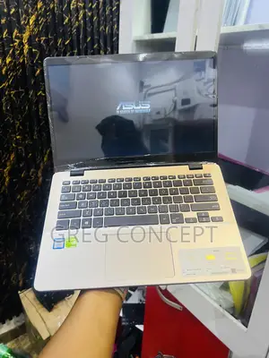 Laptop Asus Vivobook 14 16GB Intel Core i5 SSD 256GB