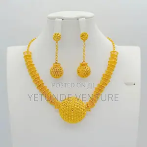 Indian Gold Earring