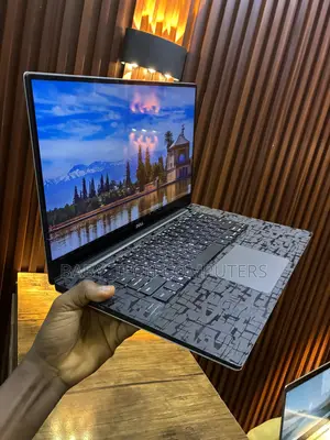 Laptop Dell Precision 5520 24GB Intel Core i7 SSD 512GB