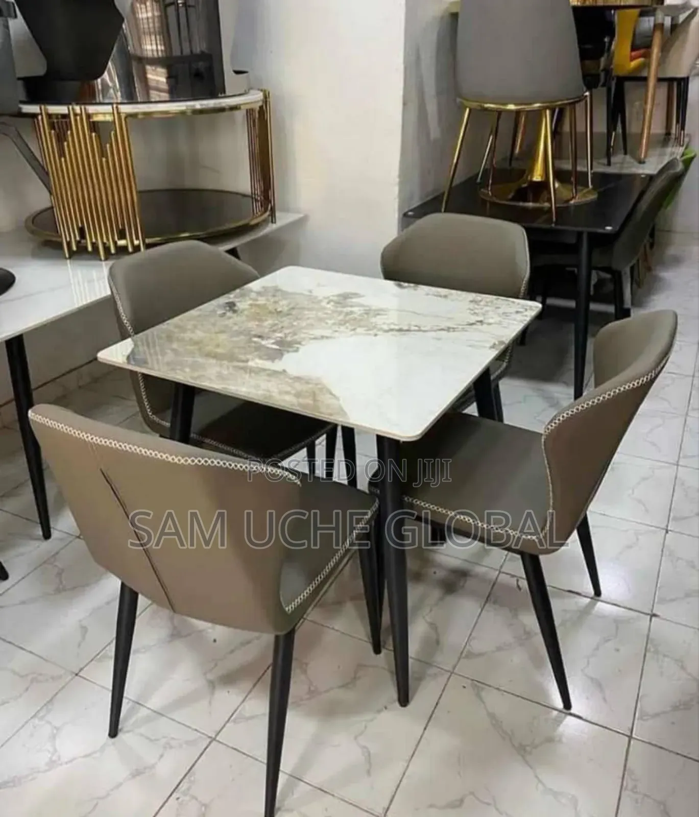Restaurants/Dining Table and Chairs