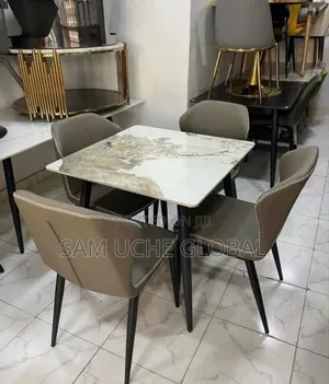 Restaurants/Dining Table and Chairs