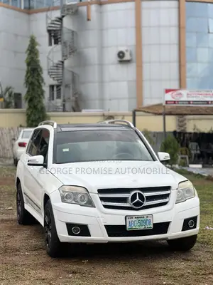 Mercedes-Benz GLK-Class 350 2011 White