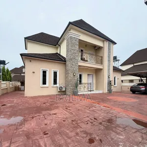 Furnished 5bdrm Duplex in FHA for sale