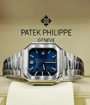 Patek Phillipe Geneve Nautilus Cubitus Automatic Engine Wristwatch