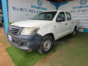 Toyota Hilux 2006 White