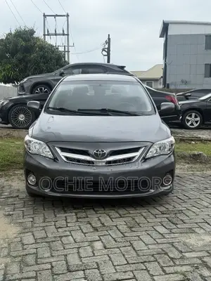Toyota Corolla 2013 Gray