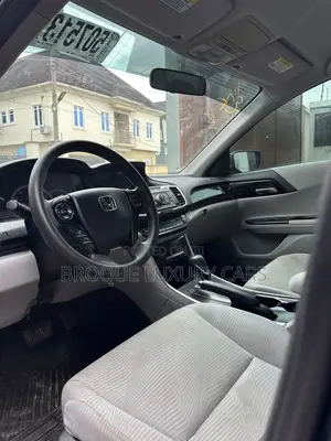 Honda Accord LX 4dr Sedan FWD (2.4L 4cyl 2A) 2017 Blue