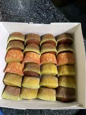 Cupcakes/ Buttercream Cupcakes