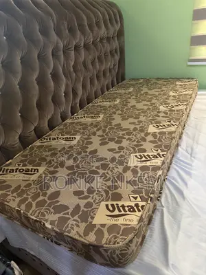 Brand New Vitafoam Student Mattress Available for Sale,(High Quality)