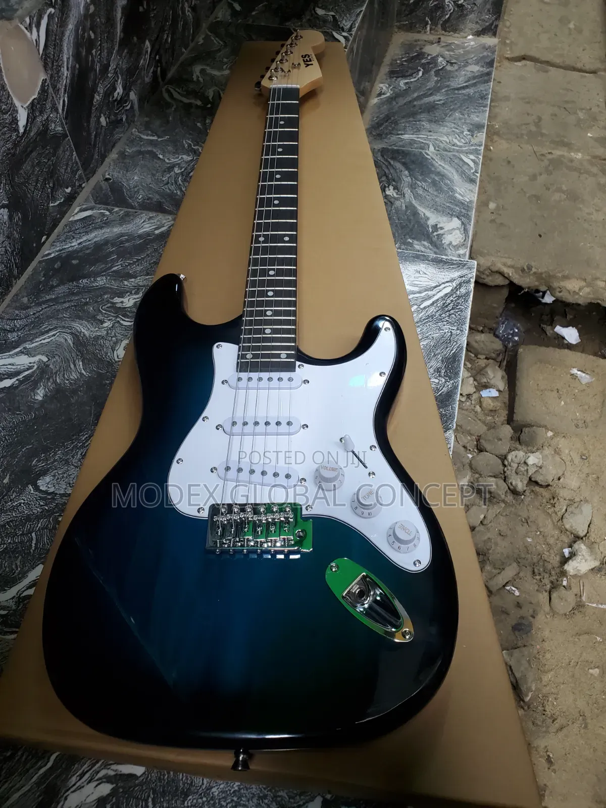 Yes Audio 6 Strings Electric Guitar