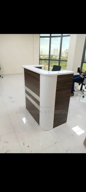 Modern Executive Reception Desk / Front Office Cashier Counter