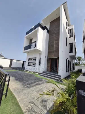 5bdrm Duplex in Chevron for sale