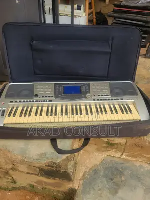 Yamaha Psr2000
