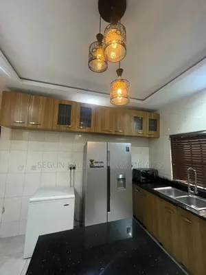 Furnished 3bdrm Apartment in Ikeja, Opebi for rent