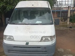 Iveco EuroClass 2003 White