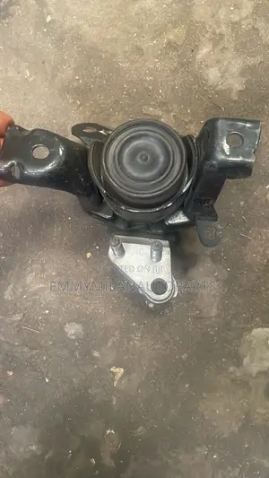 Genuine Engine Sitting Corolla 2012