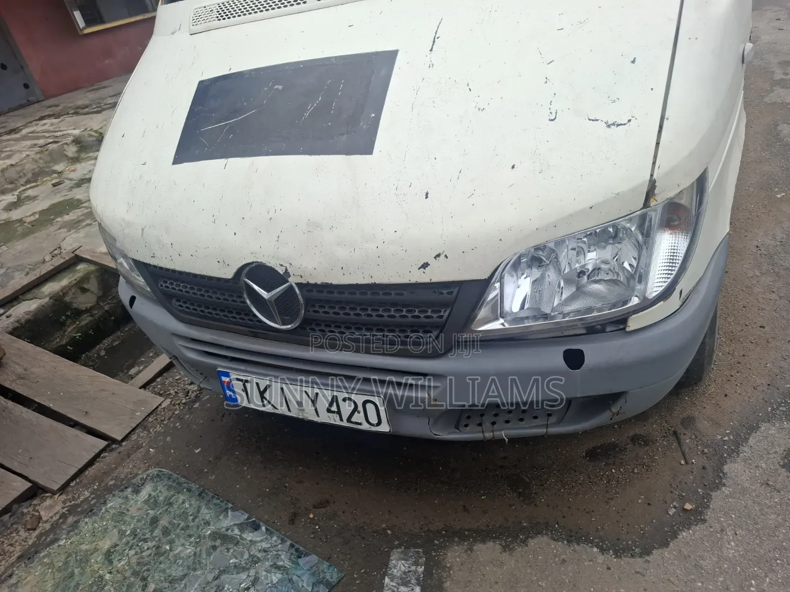 Mercedes-Benz Sprinter 2005 White