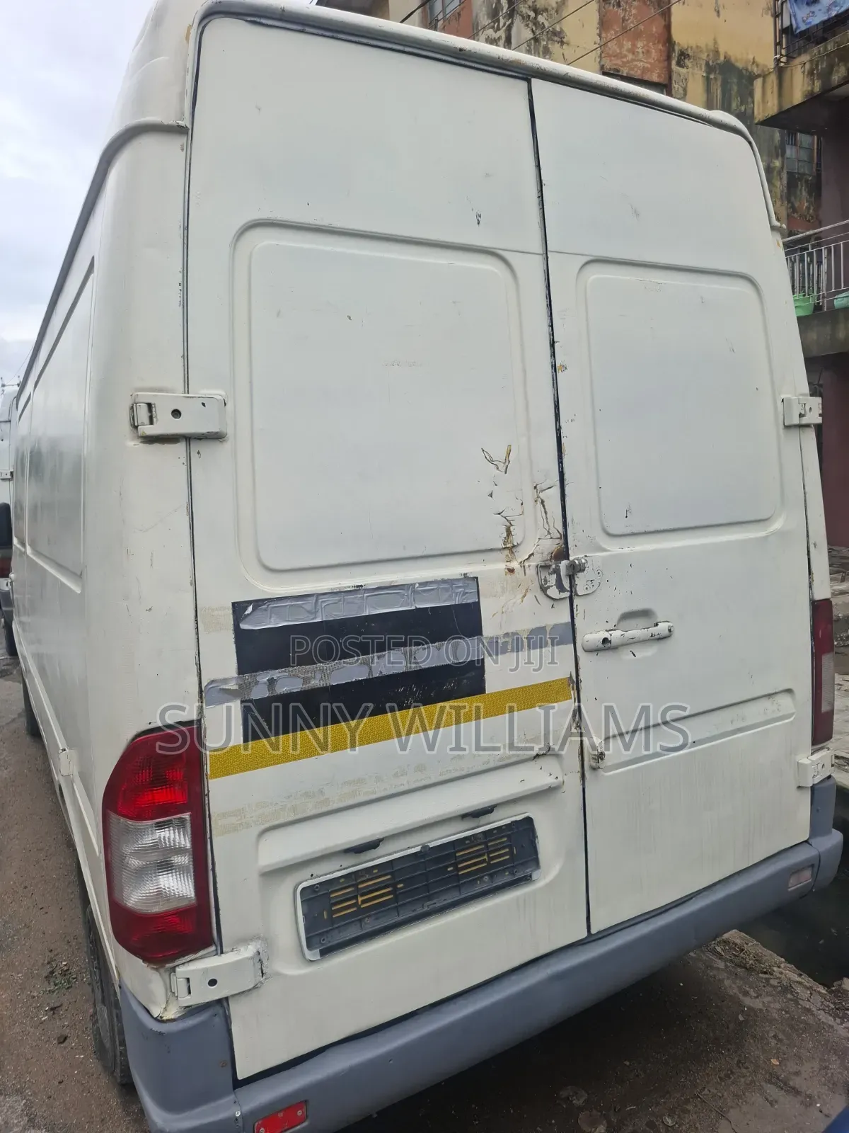 Mercedes-Benz Sprinter 2005 White