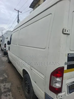 Mercedes-Benz Sprinter 2005 White