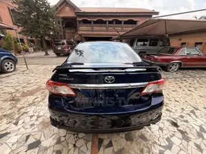 Toyota Corolla S 4dr Sedan (1.8L 4cyl 4A) 2013 Blue