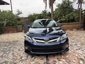 Toyota Corolla S 4dr Sedan (1.8L 4cyl 4A) 2013 Blue