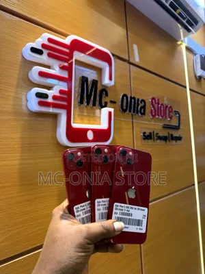 Apple iPhone 13 256 GB Red