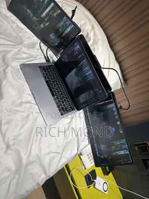 Laptop Apple MacBook Pro 2019 16GB Intel Core i5 SSD 250GB