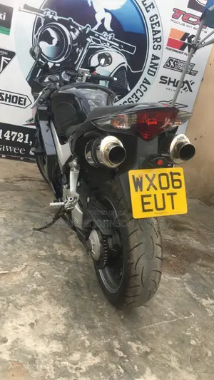 Honda VF 2006 Black