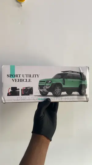 Remote Control Land Rover Defender Simulation Sport Utility Vehicle