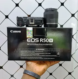 Canon Eos R50v