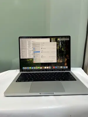 Laptop Apple MacBook Pro 2021 M1 32GB Apple M1 Pro SSD 512GB