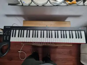 Nektar Se61 Usb Midi Keyboard – Like New/Open Box