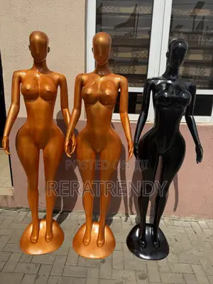 Female Mannequin