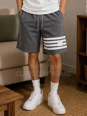 Mature Ash Color Short Joggers
