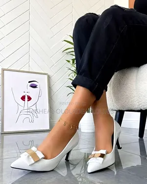 Classy Women Moderate Heel Office Shoes