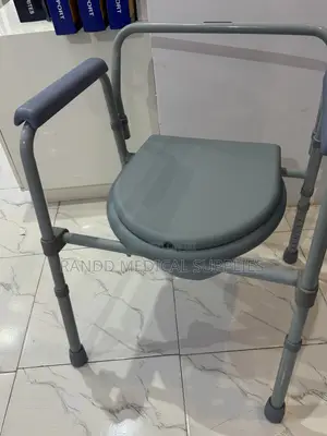 Commode Chair