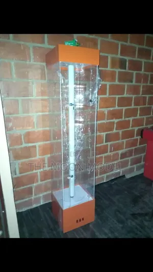 Modern Rotating Display Glass Shelve