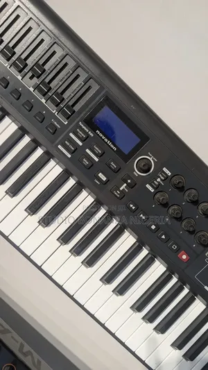Novation Impulse 61 Studio Midi Controller Keyboard