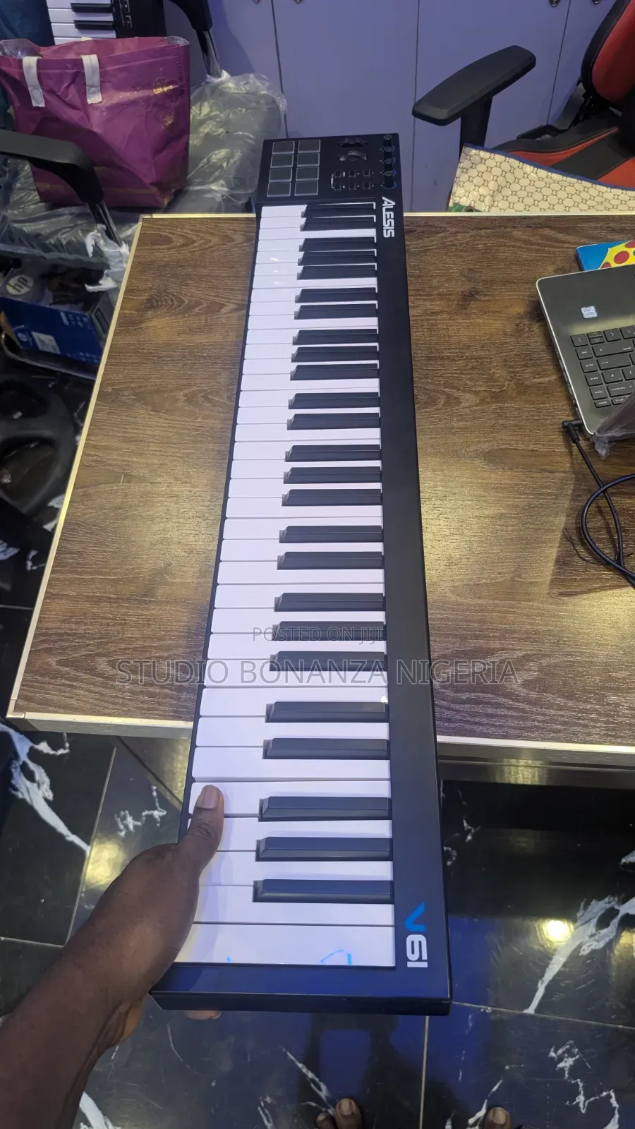 Alesis V61 Studio Midi Controller Keyboard