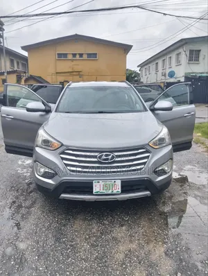 Hyundai Santa Fe GLS 4dr SUV AWD (3.3L 6cyl 6A) 2015 Silver