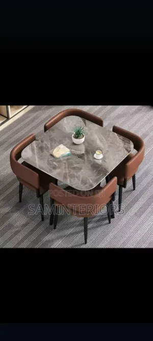 Modern Dining With 4 Seaters