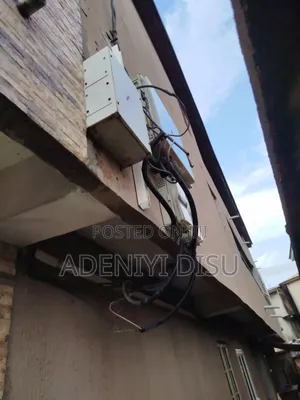 Mini Flat in Akoka for rent