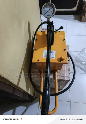 Hydrolic Manuel Pump 7 Liters Tank
